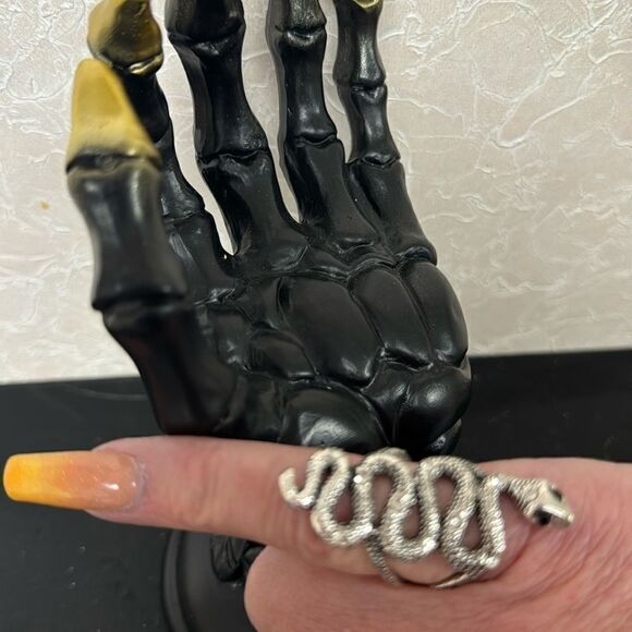 Silver snake ring - Picture 4 of 9